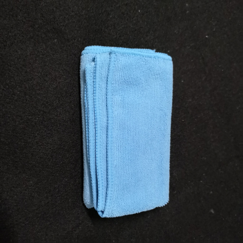 Microfiber cleaning cloth