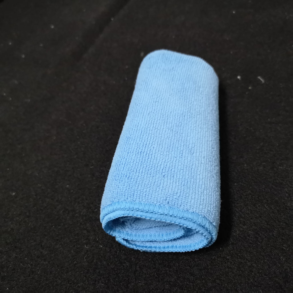 Microfiber cleaning cloth