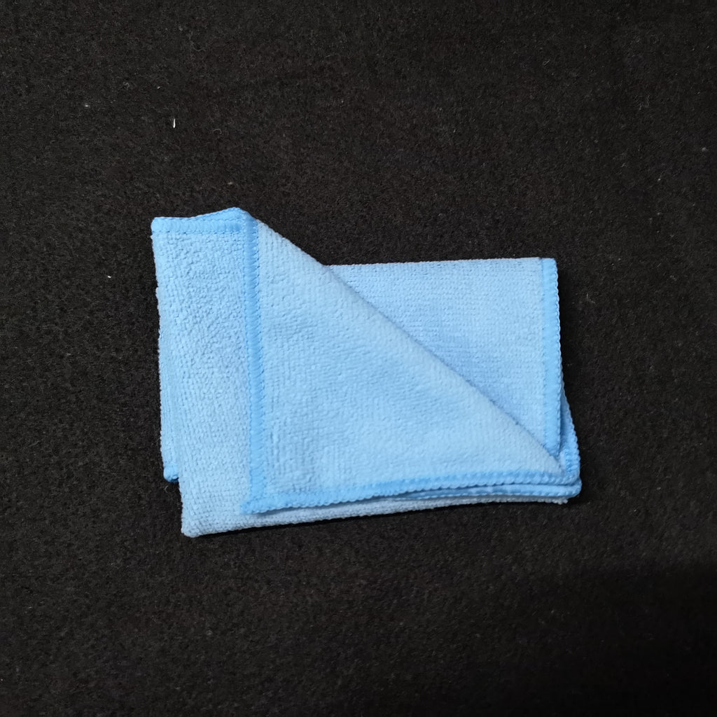 Microfiber cleaning cloth