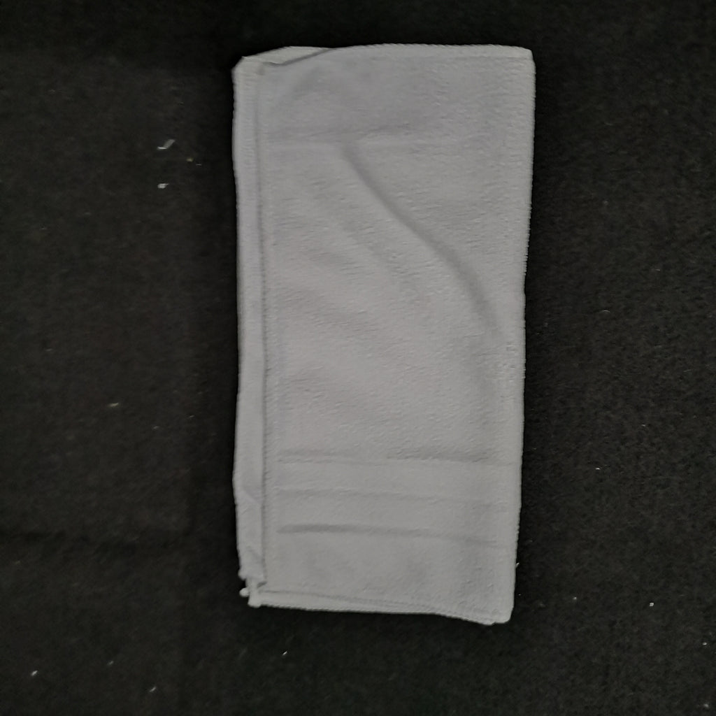Microfiber cleaning cloth